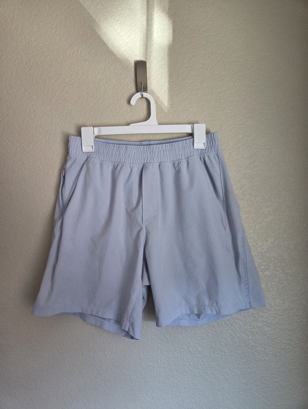 Lululemon Pace Breaker Linerless Short 7" Light Blue Medium